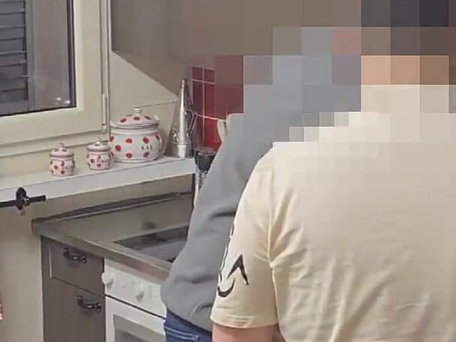 I Convince This Handsome Straight Married Plumber to Try His First Blowjob by a Man and He Let's Me Suck Him Until He Cums (Anto goes hunting)