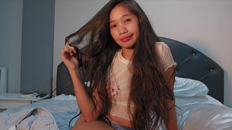 creamberryfairy: Adik tiri panas GF awak