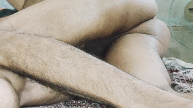 Alexander Robin: Desi Couple