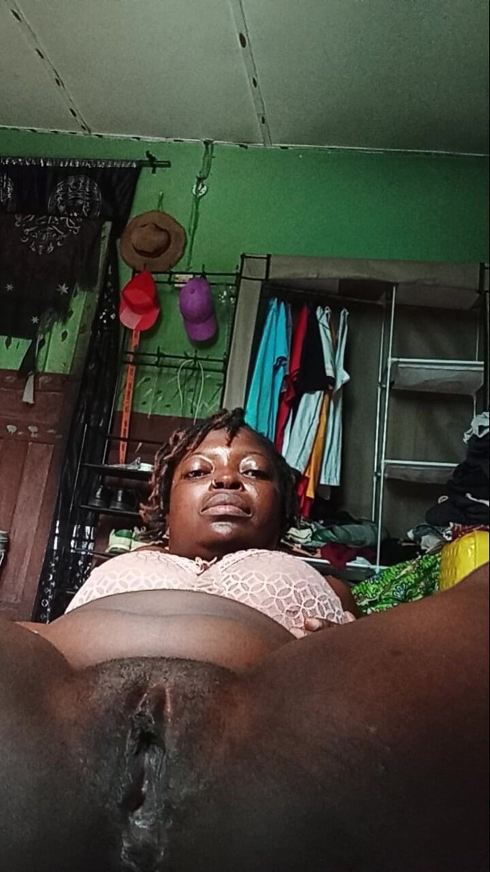 vickybanky009: Pepek eboni