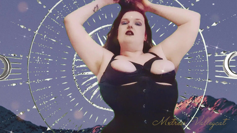 Mxtress Valleycat: Moon Goddess Hair Ritual