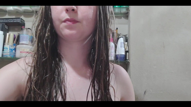 RavenHearth666VIP: Kartáčovat s mokrými vlasy je super nepříjemné