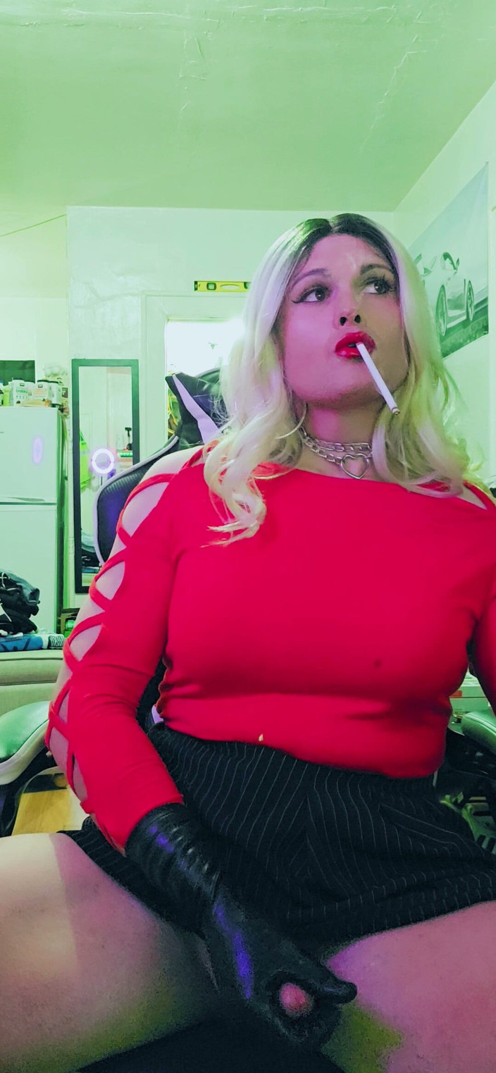 Darkfetish2k: Powolna pompa palenie fetysz