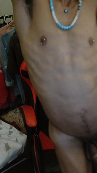 Femboy Ditangkap Mempamerkan Di Webcam