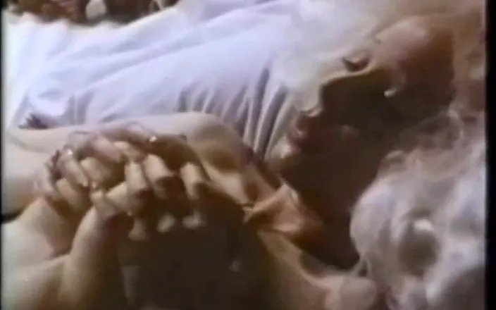 Vintage megastore: Fairy in the bed