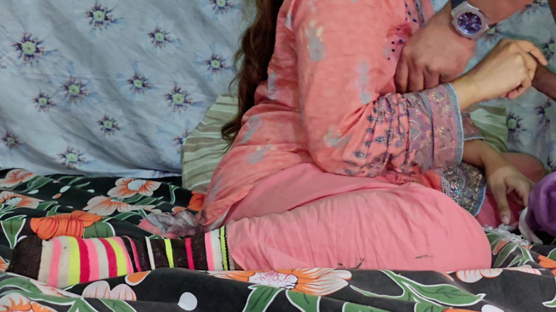 Faryal: ジャヌの中から赤い膣、カマルが犯している