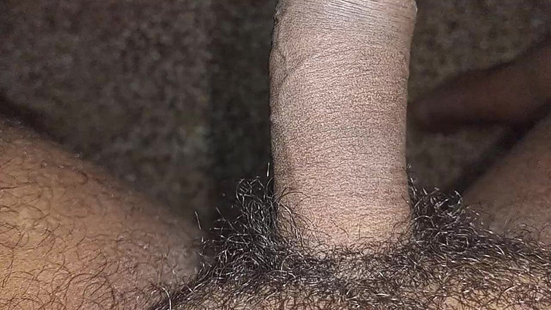 Sweet Indian cock: Masturbace v koupelně