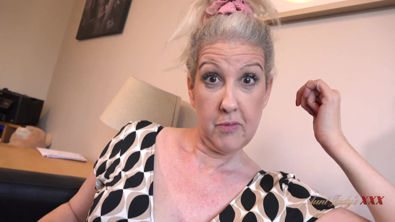 Aunt Judy's XXX: AuntjudysXXX - la tua insegnante matura signora maggie ha una lezione...