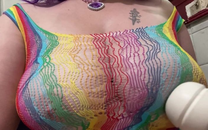Renee Sakuyas Studio: Gozada rápida hitachi, lingerie rainbow