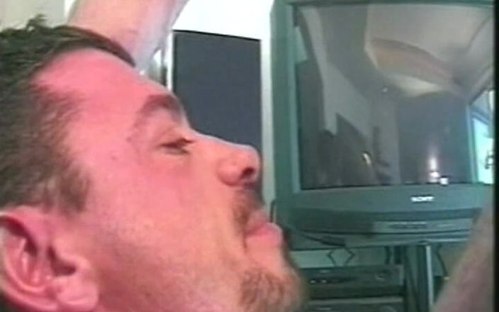 Gay 90's Vintage Porn: Permainan ritme cowok penuh gairah #5