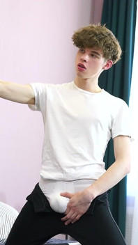 Daddyontwink lindo twink Nick Moon follada por Dimitri Osten