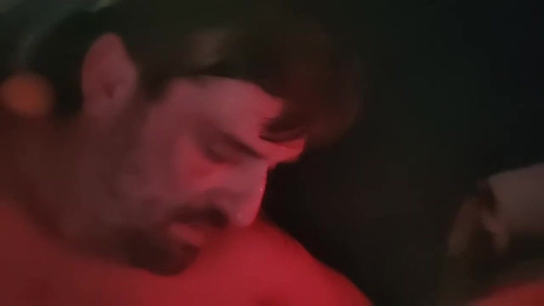 Sexual XXXcapades Studio: 小便，小便，小便！