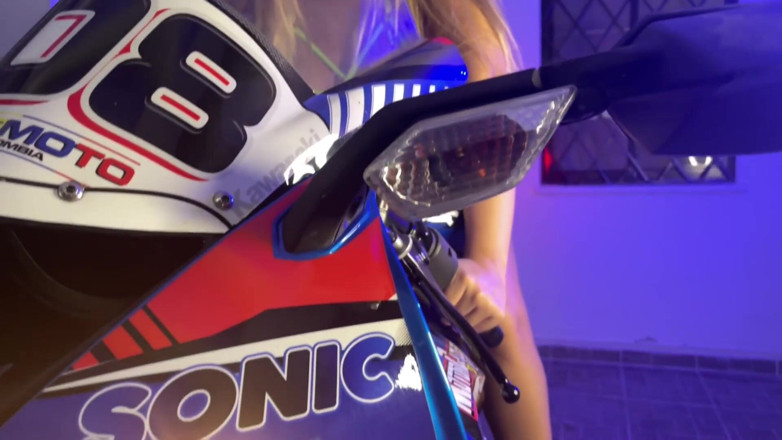 Sara Blonde: 2020년 7월 22일 자지 빨