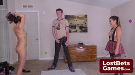 Tessa e Leilani - jogo emocionante de strip - Mogadíscio