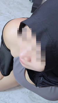 [dc] Cewek Indo Berjilbab Nyobain Dildo Sambil Nyepong Kontol Di Gym - Minokiiko