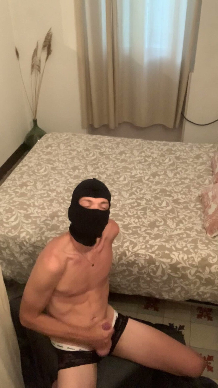 Gabriel Loma: Masturbation When the Maid Is at Home