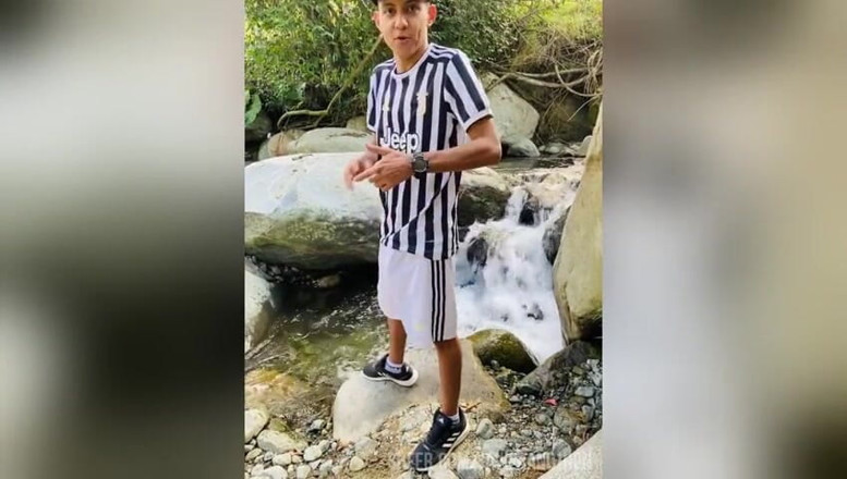 Skinny23cm: Sucking In The River