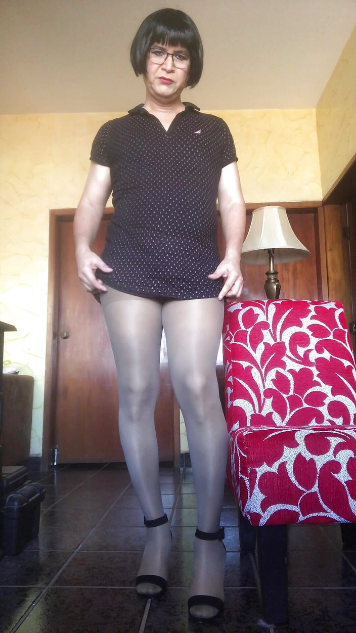 Emmanat studios: Emmanataly geile tranny 2