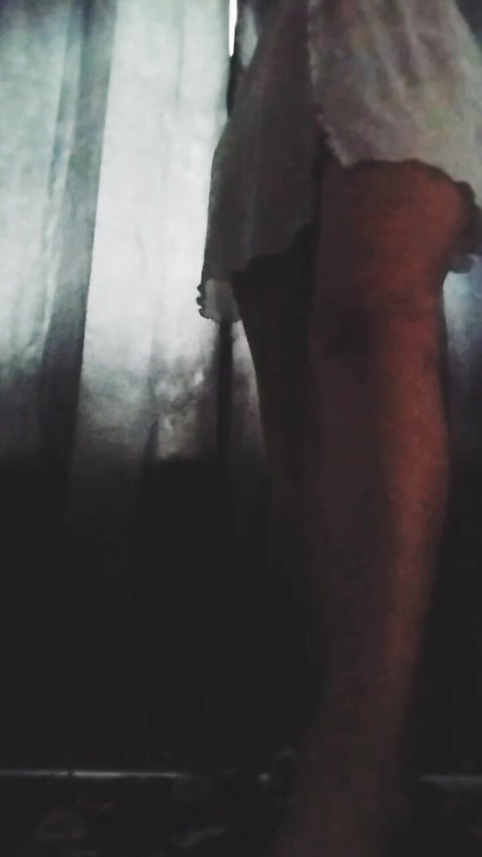 SexyRedhead: 아내가 음탕하게 춤을 춘다