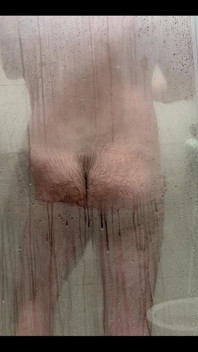 Need a Better View, Let Me Wipe the Shower Screen for You
