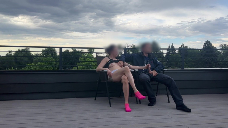 Bigmax8inch: Exhibition de bite, aventure dans un café sur le toit, éjaculation à...