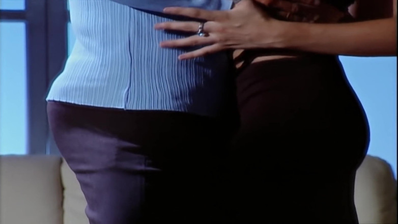 Antonio Adamo Film: Blonďatá touha v podkroví. Smyslná elegance se setkává se surovou...