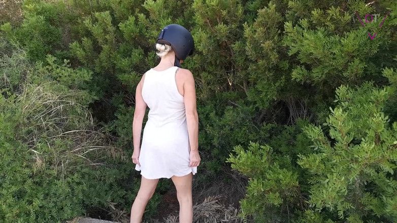 Dirty Tina: Şehvetli MILF Tina ile İşeme Yapıyor