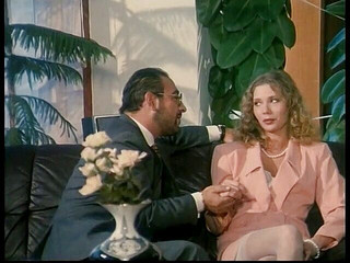 Xtime Network: Italská pornohvězda Roberto Malone šuká zadek krásné děvky v bílém prádle