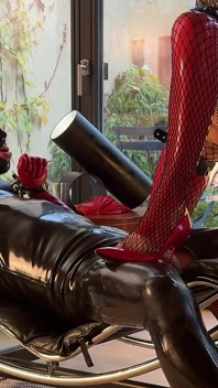 Ngồi lên mặt, 69 & làm tình trên Chaise Longue
