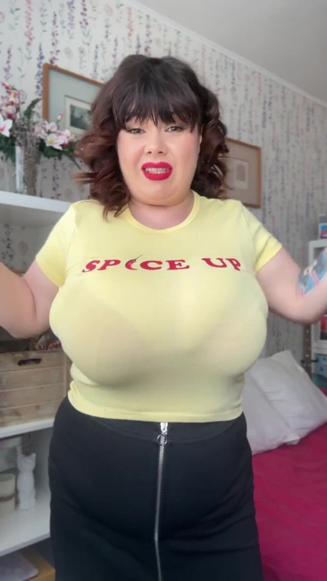 Does It Fit? (Roxanne Miller) Does It Fit? (Roxanne Miller)