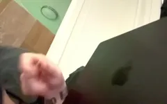 Maaf aku crot di kamera