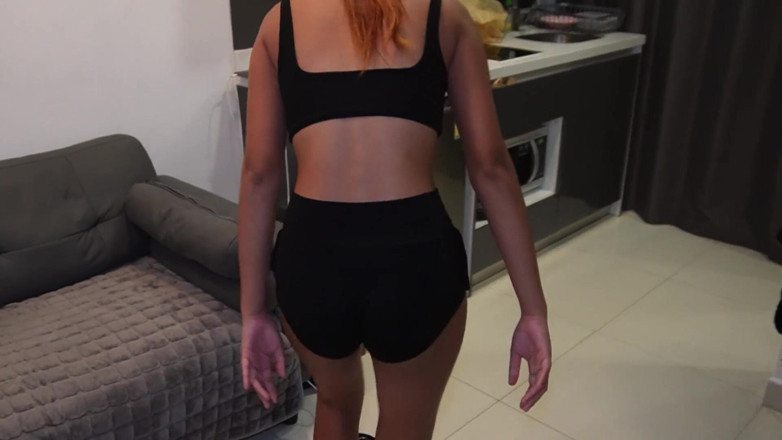 Blond_withasian: 큰 자지에 의해 모든 자세에서 좆되는 몸집이 작은 젊은 아시아 금발 머리