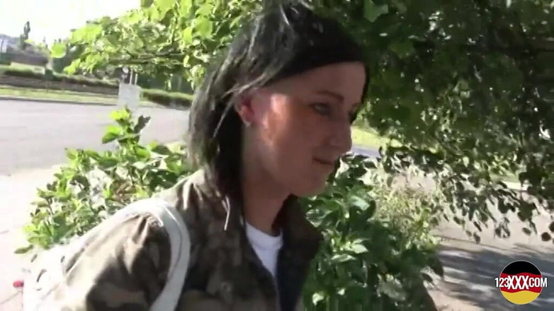 123XXX - Fucked Amateurs in Germany!: Ramasser des filles dans la rue, c’est sa spécialité