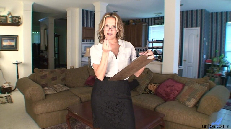 Anilos: MILF nakal dalam cermin mata melimpahkan rahsianya di anilos