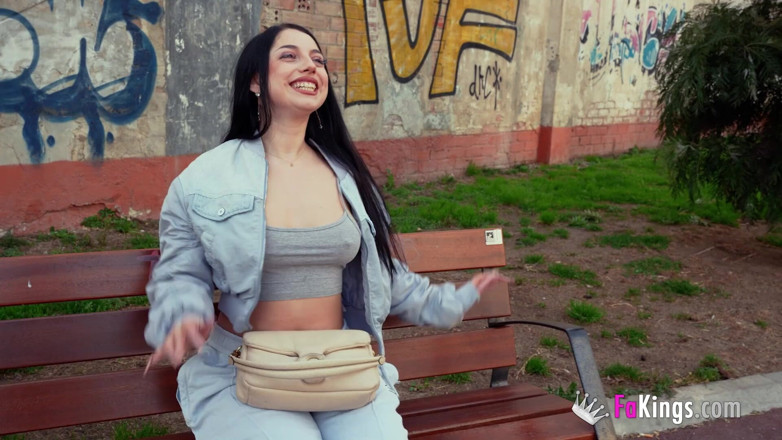 FAKings: Uvítáme Roma Amora v pornu drsným šukáním!