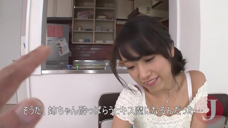 Asian happy ending: สาวเอเชียช่วยชักควยใหญ่ POV ด้วยนมสวย ๆ