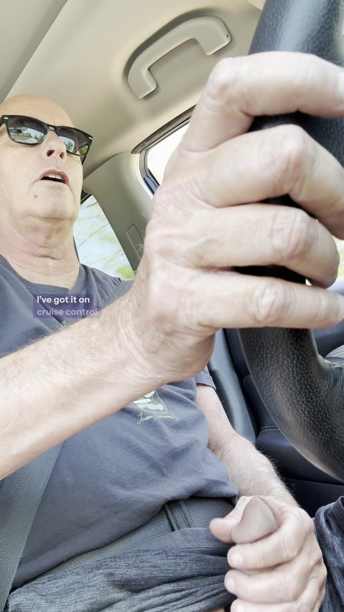 ProfessorPaul: Stepdaddy Jerks in While Driving