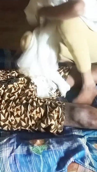 The Girl Came to Meet Her Boyfriend in the Old House and the Boyfriend Fucked Her Hard