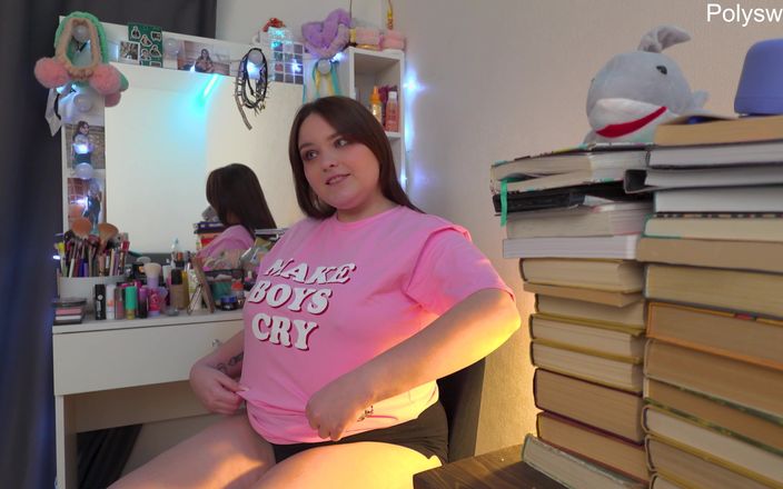Polly Sweet: Russische actrice maakt solo backstage-video
