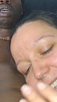 Wildenglishbbw aku nyepong kontol raksasa pria kulit hitam sampai crot di mulutku