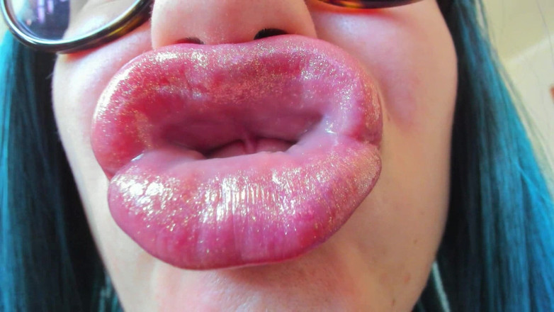 Rarible Diamond: Shiny Lips Close up Pouting