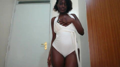 Kanya Studio: I'll Be Your Lunch Time Slut Today.