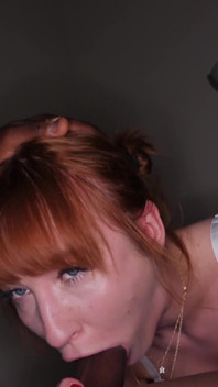 Rödhårig skönhet Lilly Mays dyrkar Freakyt BBC