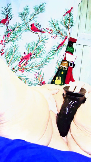 HerculesnVENUS: Acabando 6 veces viendo porno esta es una puta doblada