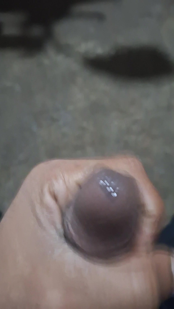 Srrr7882: Masturbându-se singură