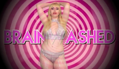 Goddess Misha Goldy: Transformace v malého čůráka saje slabošskou děvku!