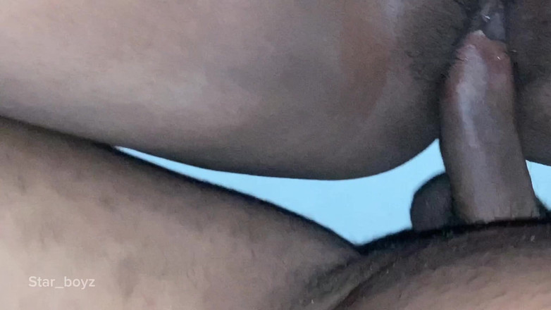 Star_boyz: Het desi granne flicka som är otrogen mot hennes man