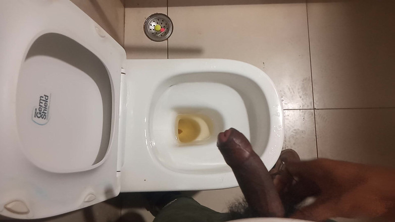 KUMBHA MANOJ KUMAR: Doktor największa zabawka cieszy się w krajach kocha ruch