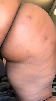 Jack off till My Bald Headed Humongous Ass, avsnitt 1038
