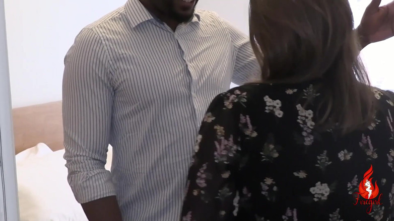 Firegirl80: Beccato a tradire con l'agente immobiliare